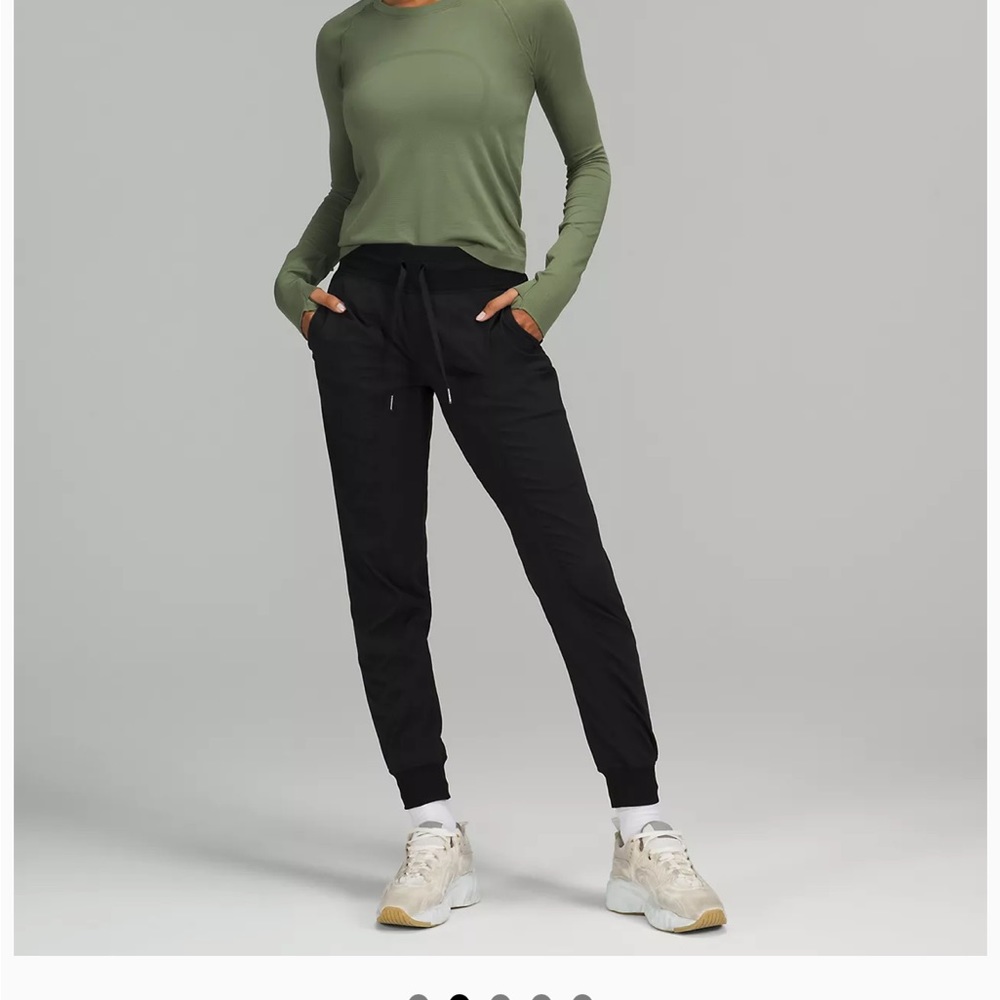 lululemon studio jogger